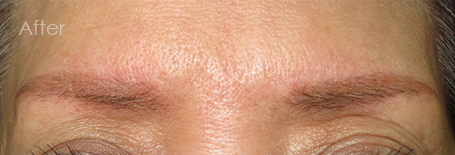 パーマネントメイクアップ施術後：若々優しいイメージのふんわり眉